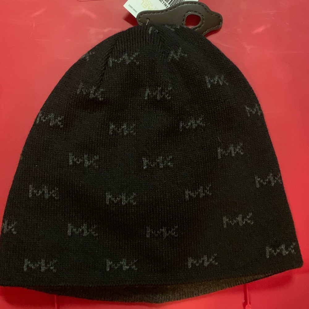 NWT Michael Kors Winter Hat